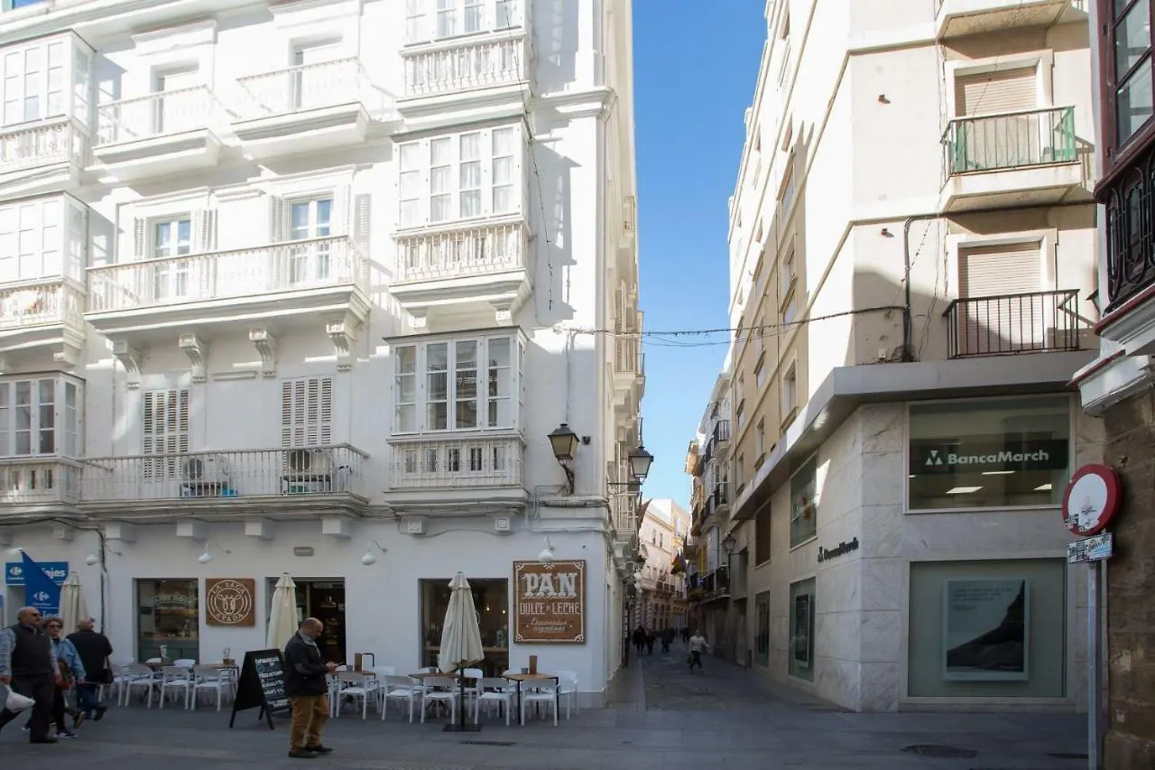 Apartment Apartamentos El Descubridor By Cadiz4Rentals